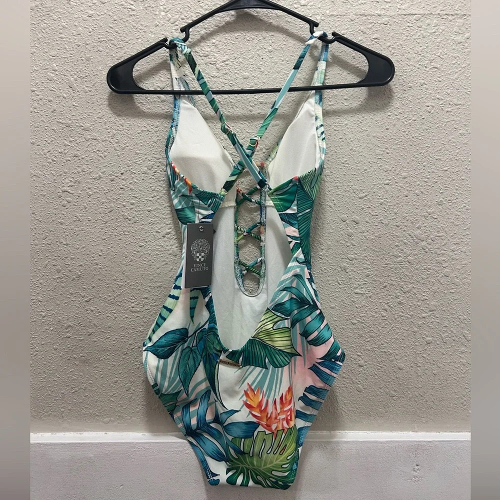 Vince Camuto Strappy Plunging V-Neck One Piece Swimsuit Tropical NWT Size 6 - Picture 2 of 7